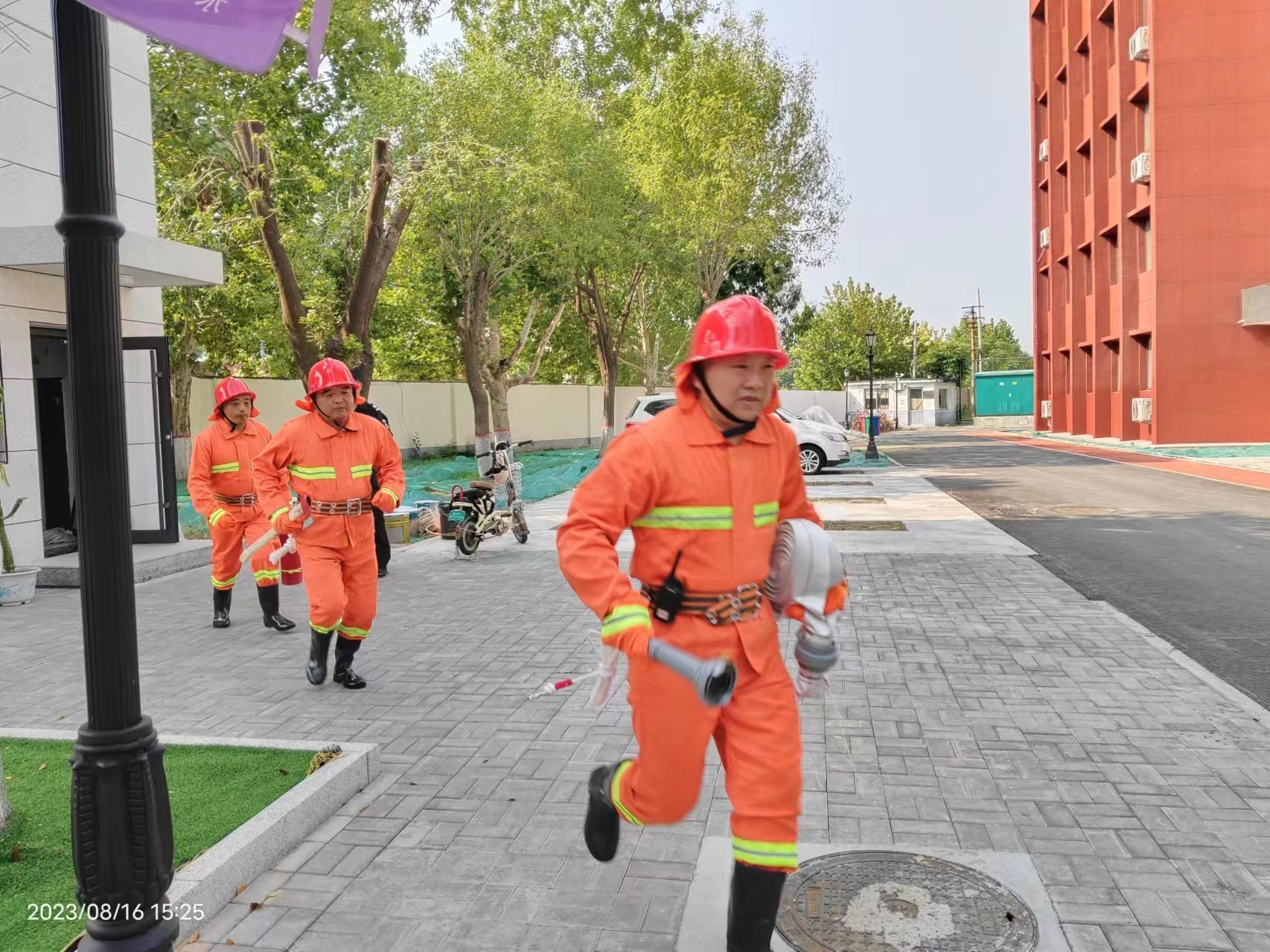 【工作動態(tài)】恒威安保開展消防演練，筑牢安全防線